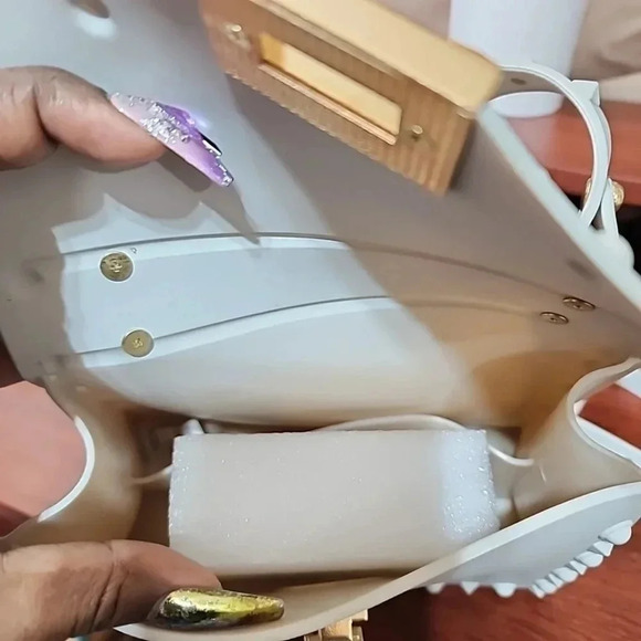 NWT! Studded Handle Jelly Satchel bag - Picture 5 of 7